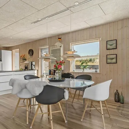 بيت للعطل 328-hvide-sande-fyrmarken-125 *